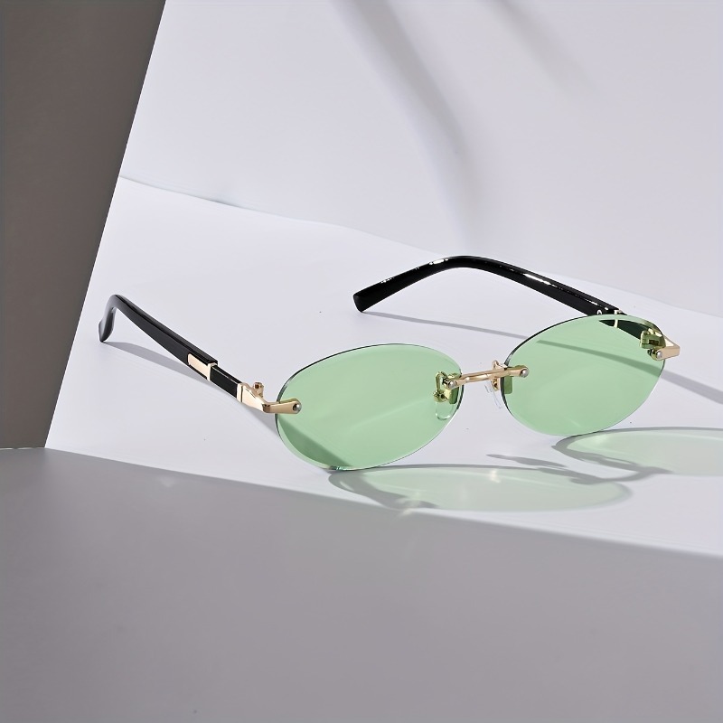 Sexy Small Oval Punk Sunglasse – Metal Photo Panel recenzja i cena